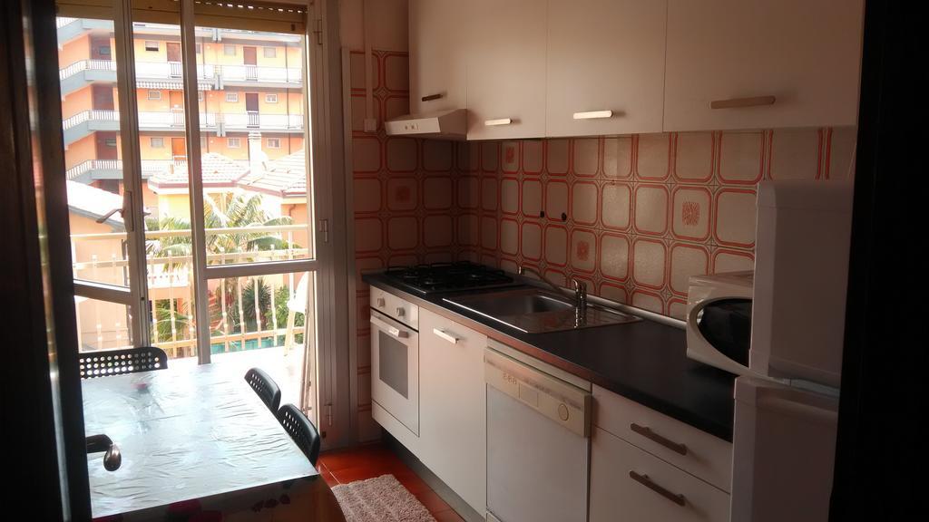 Appartamento Giusy Ventimiglia Kültér fotó